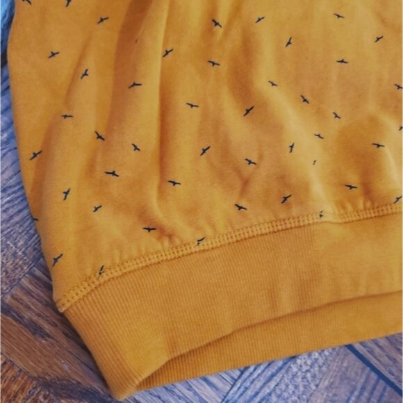 Denim & Flower Ricky Singh Gold Striped Crewneck Sweatshirt- New Without Tags - Picture 3 of 9